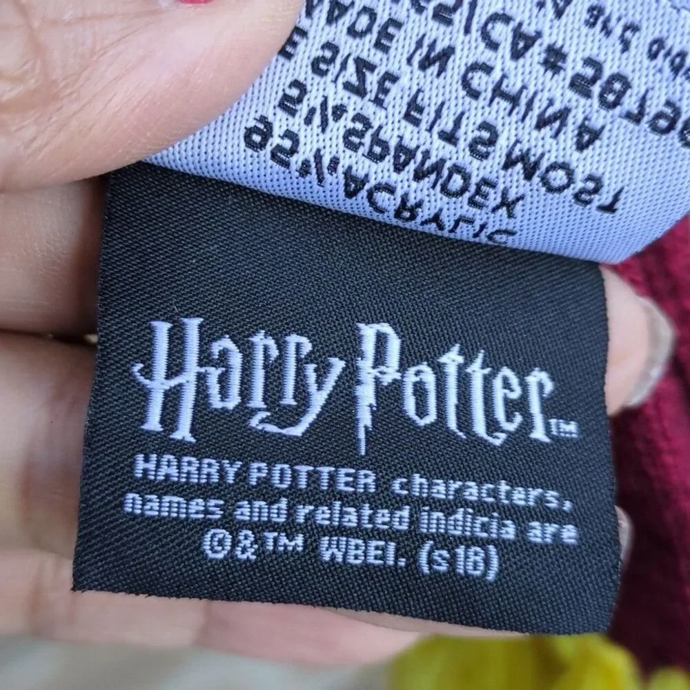 House Gryffindor - Harry Potter Winter Jacquard Banner Scarf. Unisex